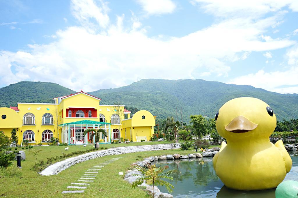 Bed and Breakfast 依比鴨鴨水岸會館 Ducking House Ruisui Esterno foto