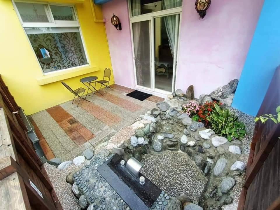 Bed and Breakfast 依比鴨鴨水岸會館 Ducking House Ruisui Esterno foto