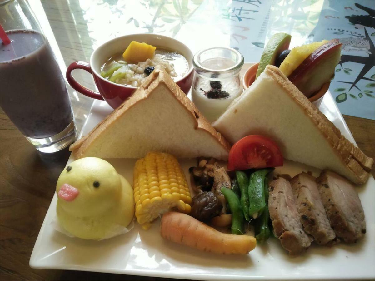Bed and Breakfast 依比鴨鴨水岸會館 Ducking House Ruisui Esterno foto